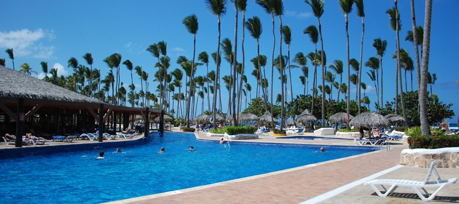Sirenis cocotal beach resort casino riviera beach casino gambling