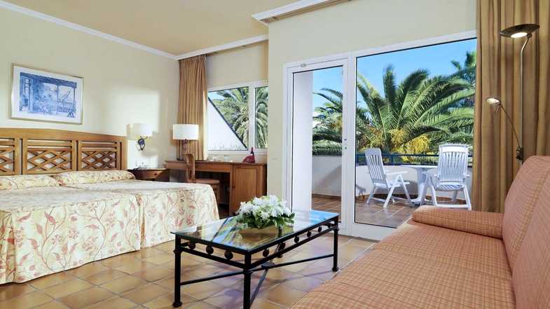 Habitación Doble Vista Jardín-Piscina | Hotel Atlantis Dunapark